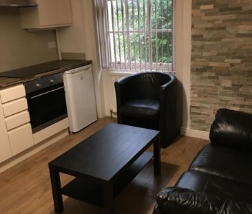 2 bed Apartment for Rent - Photo 3