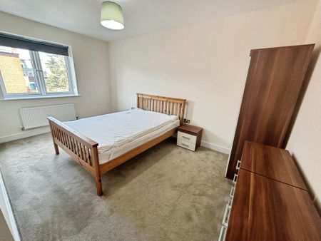4 bedroom townhouse to rent - Photo 4