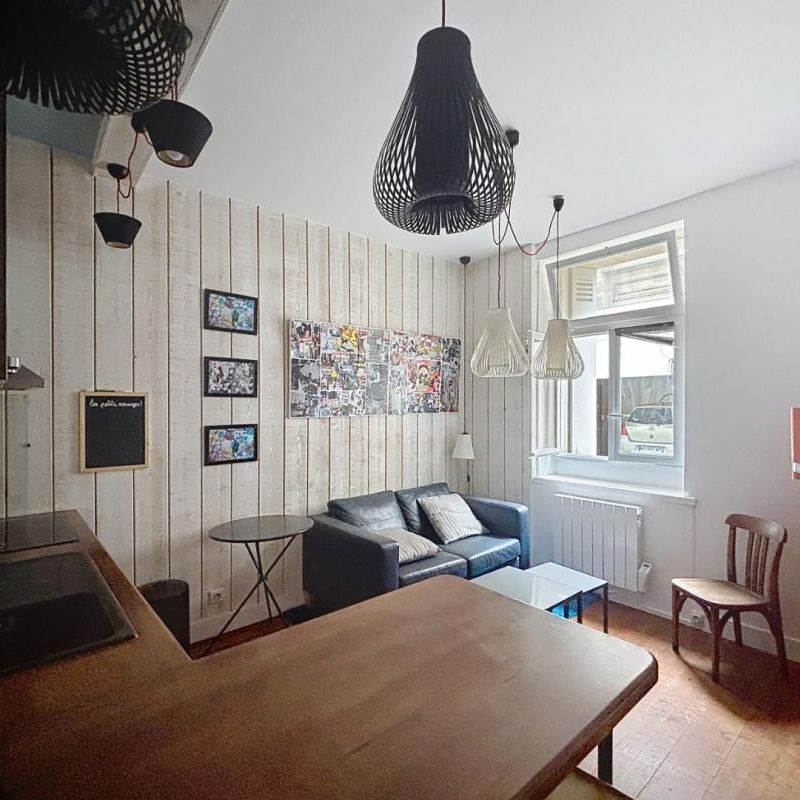 Location Appartement 1 pièce Meublé 27m² BORDEAUX 33000 - Photo 1