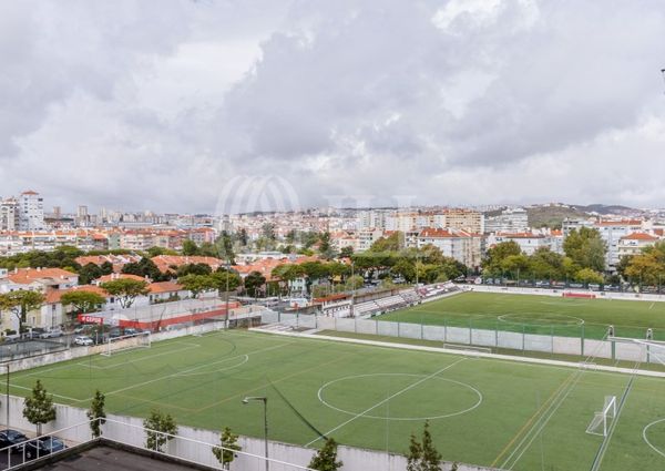 Apartamento T3 em Lisboa