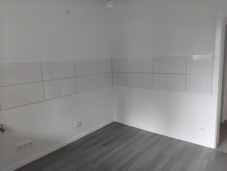 Komplett sanierte 2 Zimmer Wohnung mit Balkon in Gelsenkirchen zu vermieten!!! - Foto 4