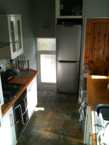 4 bedroom maisonette to rent - Photo 3