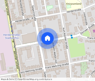 Schöne, zentrale 4-Raumwohnung mit Balkon - Foto 1