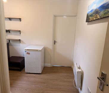1 Bed Flat, Cromwell Road, LU3 - Photo 5