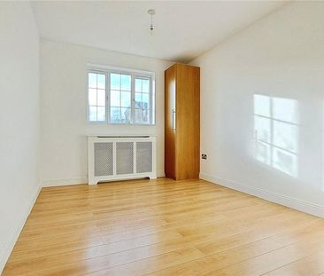 4 bedroom detached house to rent - Photo 6