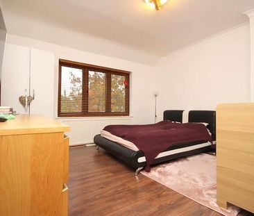 2 bedroom end of terrace house to rent - Photo 5