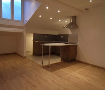 T2 - LYON 3 - Photo 4