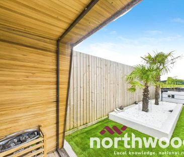 5 bedroom detached house to rent - Photo 3