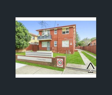 Recently Refreshed, Sun-Filled And Modern, Spacious And Quiet Two B... - Photo 6