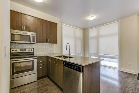 For Lease - 15 Eldora Avenue Unit# 21, Toronto, Ontario - Photo 2