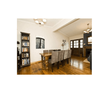 Well Maintained Family Home in Quiet, Convenient Location! - Photo 1