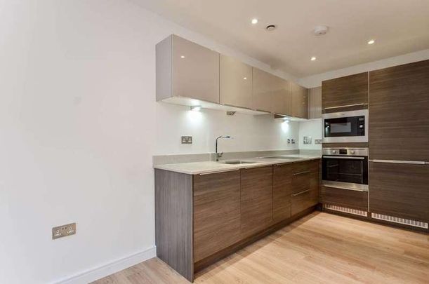 Sovereign House, Twickenham, TW1 - Photo 1