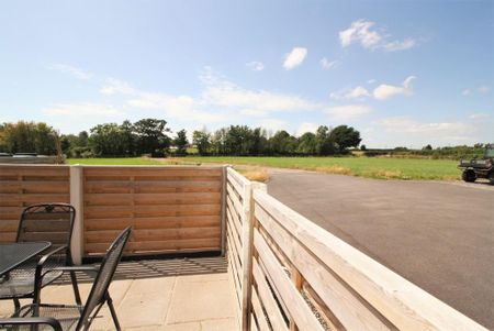 3 bedroom barn conversion to rent - Photo 4