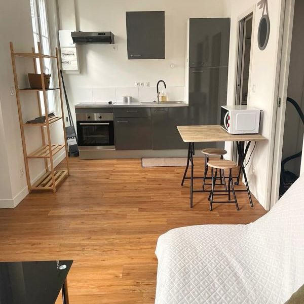 Location Appartement 2 pièces Meublé 27m² NIORT 79000 - Photo 1