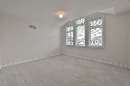 For Lease - 1417 Farrow Crescent, Innisfil, Ontario - Photo 2