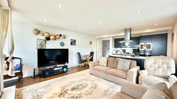 2 bedroom apartment to rent - Photo 1