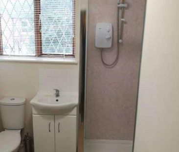 4 bedroom house of multiple occupation to rent - Photo 5