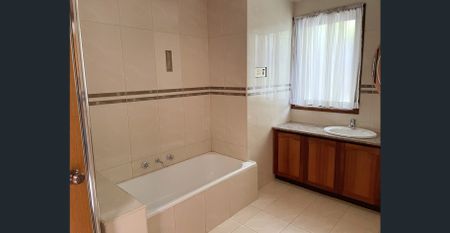 Ideal Family Comfort - Photo 3