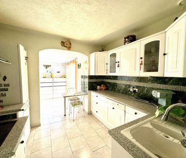 Location Appartement 2 pièces 71m² - Photo 2