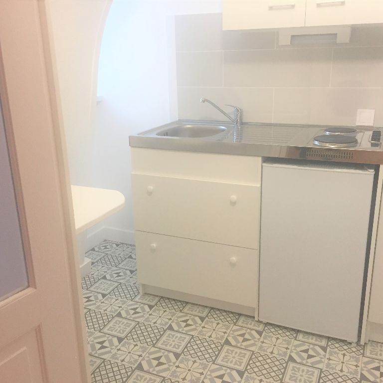 QUIMPER 1 pièce 23m2 - Photo 1