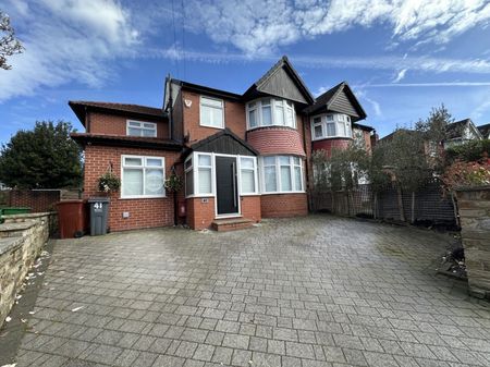 Royle Green Road, Manchester, M22 4NS - Photo 5