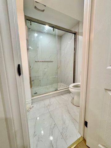 For Lease - 8 Devins Drive Unit# Basement, Aurora, Ontario - Photo 5