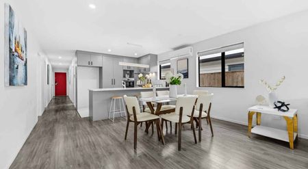 Modern Comfort Meets Charm - 4-Bedroom Family Home - Photo 2