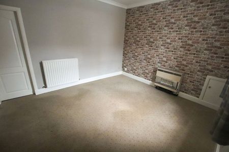 44 Fife Street, AB53 4BQ, Turriff - Photo 2