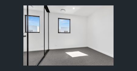 Hi, I'm Stylish, Executive Living... - Photo 4