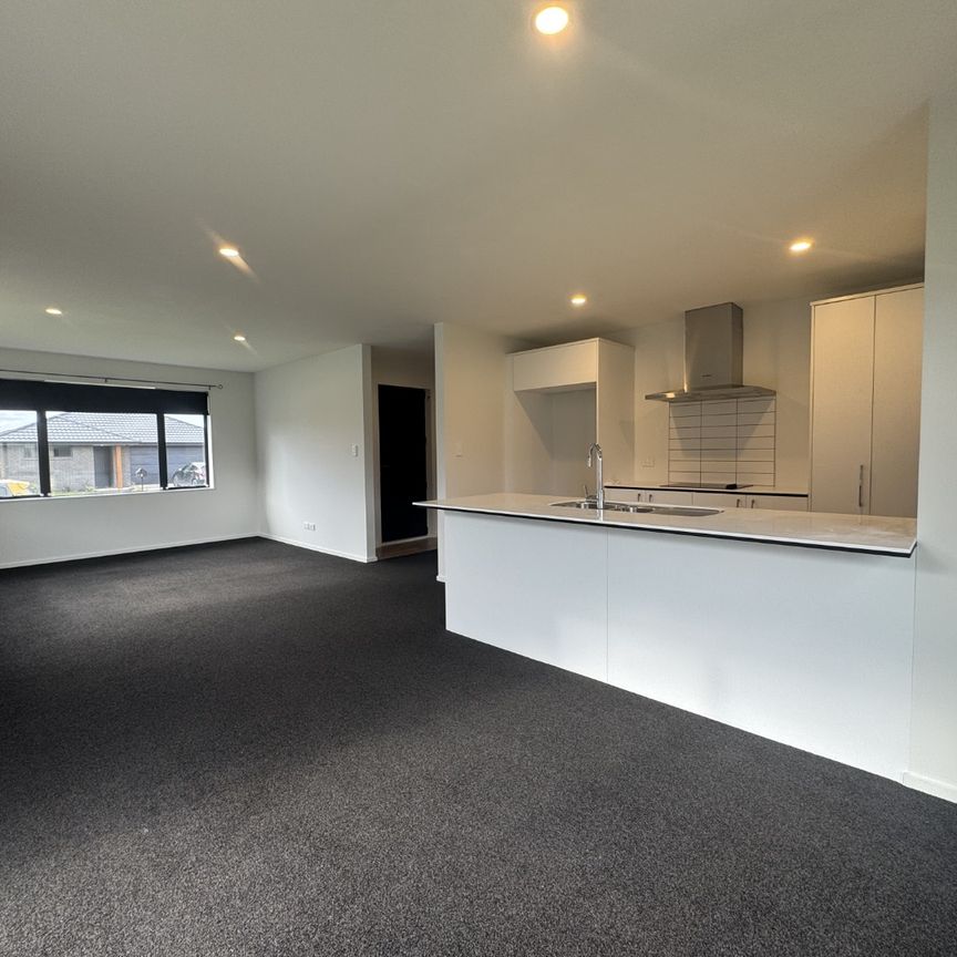 23 Minerva Crescent, Woodend - Photo 1