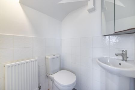 3 bed town house to rent in Osprey Walk, Newcastle Upon Tyne, NE13 - Photo 3