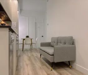 3 rooms apartment of 27m² in Montreal - Photo 1