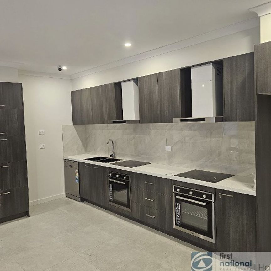 BRAND NEW STUDIO ROOM! - Photo 1