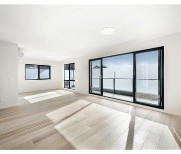 2 Bedrooms 1 Bathroom Box Hill central area Apartment - Photo 4