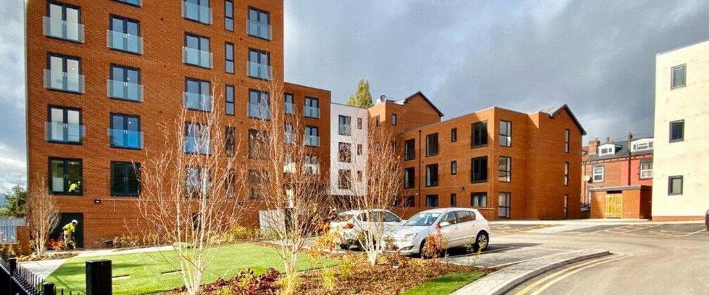 2 bedroom apartment to rent - Photo 1