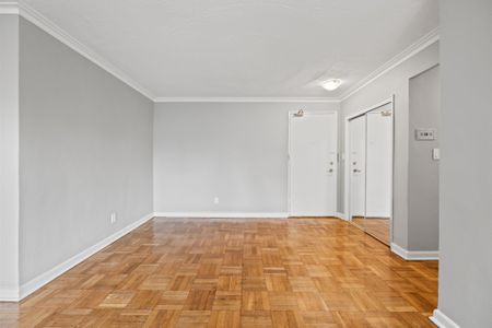 For Lease - 221 Russell Hill Road Unit# 303, Toronto, Ontario - Photo 2