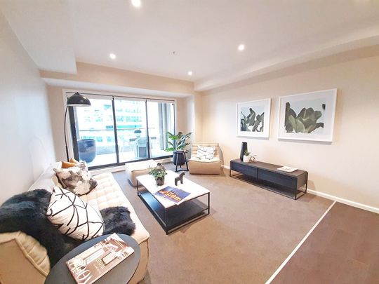 Double Level Apartment in Great Location - Photo 1