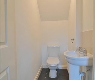 3 bedroom terraced house to rent - Photo 6