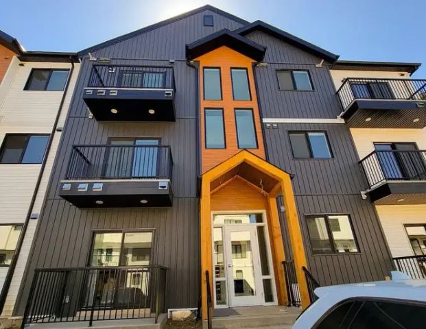 2 Bedroom 2 bath with an island at Nordic Village (Secord West) | 856 Secord Boulevard Northwest, Edmonton - Photo 1