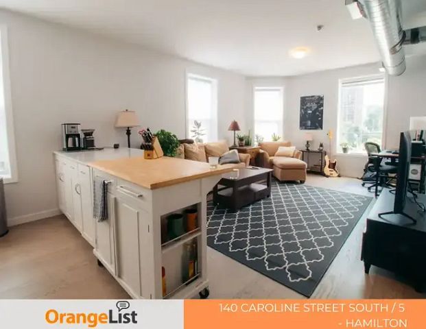 140 Caroline Street South - 5 | 140 Caroline Street South -, Hamilton - Photo 1