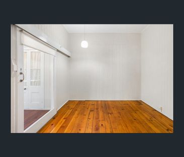 10 Tregair St, Newtown, Qld 4305 - Photo 1