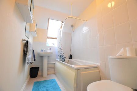 2 bedroom duplex to rent - Photo 4