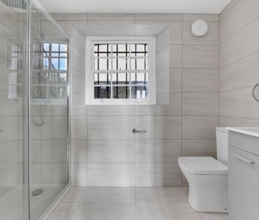 2 bedroom Flat To Let Total Size: 894 SQ FT - Photo 6