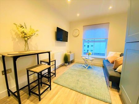 1 bedroom apartment to rent - Photo 2