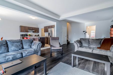 For Lease - 11 Overholt Drive Unit# Upper Level, Thorold, Ontario - Photo 2