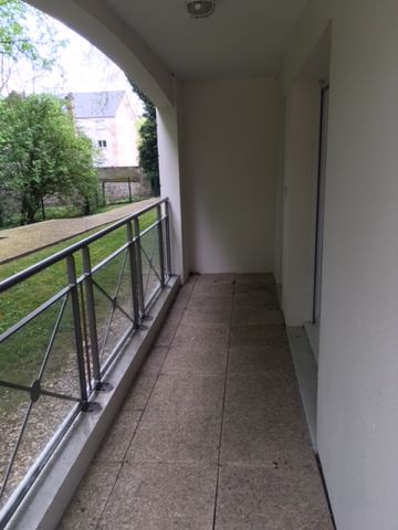 Location Appartement 3 pièces 61m² ORLEANS 45000 - Photo 5