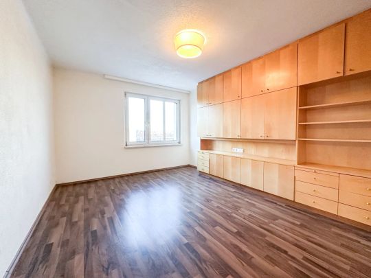 SCHLOSSBERGBLICK - Helle 3,5-Zimmer-Wohnung mit Blick über Graz in zentraler Lage - Foto 1