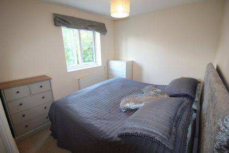 3 bedroom terraced house to rent - Photo 5