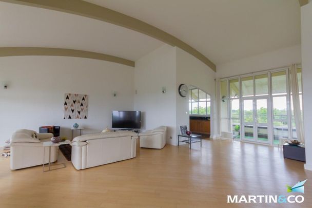 3 bedroom penthouse to rent - Photo 1