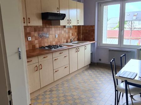 Location Appartement 1 pièces 28 m2 à Saint-Dié-des-Vosges - Photo 4